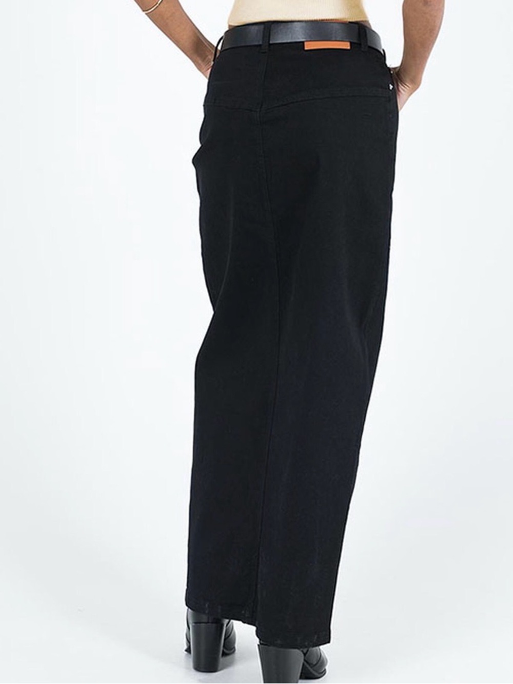NWT • PRINCESS POLLY • Black Front Slit Denim Maxi Skirt • NEW WITH TAGS - Picture 6 of 10
